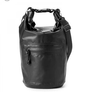 Stylish Black Men's Duffel Bag